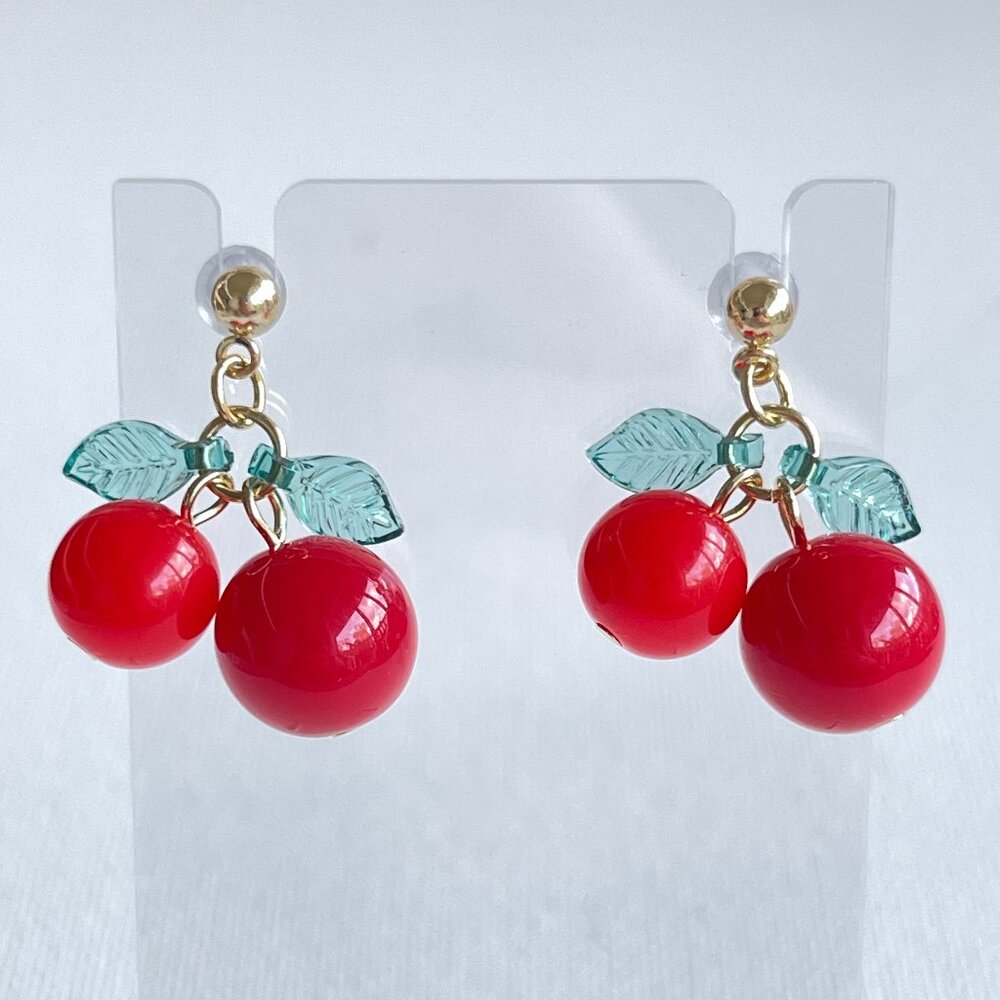 CHERRY EARRINGS
